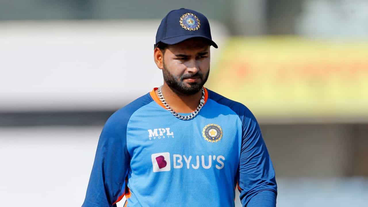 Rishabh Pant: ಟೀಂ ಇಂಡಿಯಾಕ್ಕೆ ಆಘಾತ; ಏಷ್ಯಾಕಪ್ ಜೊತೆಗೆ ವಿಶ್ವಕಪ್ನಿಂದಲೂ ರಿಷಬ್ ಪಂತ್ ಔಟ್..! Rishabh Pant: ಟೀಂ ಇಂಡಿಯಾಕ್ಕೆ ಆಘಾತ; ಏಷ್ಯಾಕಪ್ ಜೊತೆಗೆ ವಿಶ್ವಕಪ್ನಿಂದಲೂ ರಿಷಬ್ ಪಂತ್ ಔಟ್..!