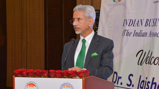 ನೈಜ ಸಮಸ್ಯೆಗಳಿಂದ ಜನರ ಗಮನವನ್ನು ಬೇರೆಡೆ ಸೆಳೆಯಲು ಯೋಗಿ ಸರ್ಕಾರ ನಕಲಿ ಎನ್​​ಕೌಂಟರ್ ನಡೆಸಿದೆ: ಅಖಿಲೇಶ್ ಯಾದವ್