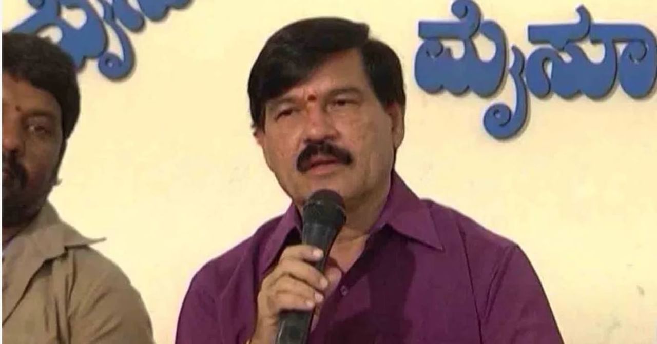 ನಾಳೆ ಸಂಜೆ ನಿರ್ಧಾರ ತಿಳಿಸುತ್ತೇನೆಂದ ಎಸ್ಎ ರಾಮದಾಸ್; ಬಿಜೆಪಿ ತ್ಯಜಿಸುತ್ತಾರಾ ಹಾಲಿ ಶಾಸಕ? ನಾಳೆ ಸಂಜೆ ನಿರ್ಧಾರ ತಿಳಿಸುತ್ತೇನೆಂದ ಎಸ್ಎ ರಾಮದಾಸ್; ಬಿಜೆಪಿ ತ್ಯಜಿಸುತ್ತಾರಾ ಹಾಲಿ ಶಾಸಕ?