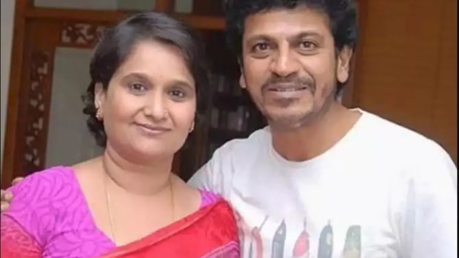 ಪ್ರಚಾರಕ್ಕೆ ಬರ್ತಾರಾ ಶಿವಣ್ಣ? ಕಾಂಗ್ರೆಸ್ ಸೇರಿದ ಗೀತಾ ಶಿವರಾಜ್ಕುಮಾರ್ ಕೊಟ್ಟರು ಉತ್ತರ ಪ್ರಚಾರಕ್ಕೆ ಬರ್ತಾರಾ ಶಿವಣ್ಣ? ಕಾಂಗ್ರೆಸ್ ಸೇರಿದ ಗೀತಾ ಶಿವರಾಜ್ಕುಮಾರ್ ಕೊಟ್ಟರು ಉತ್ತರ