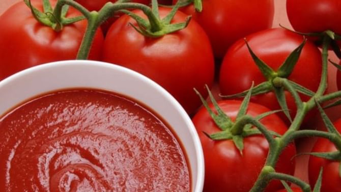 Tomato Ketchup: ರುಚಿಯಾಗಿದೆ ಎಂದು ಟೊಮೆಟೊ ಕೆಚಪ್ ತಿನ್ನುತ್ತಿದ್ದೀರಾ? ಆದರೆ ಈ ರೋಗಗಳು ಬಾಧಿಸುತ್ತವೆ ಎಚ್ಚರವಿರಲಿ! Tomato Ketchup: ರುಚಿಯಾಗಿದೆ ಎಂದು ಟೊಮೆಟೊ ಕೆಚಪ್ ತಿನ್ನುತ್ತಿದ್ದೀರಾ? ಆದರೆ ಈ ರೋಗಗಳು ಬಾಧಿಸುತ್ತವೆ ಎಚ್ಚರವಿರಲಿ!
