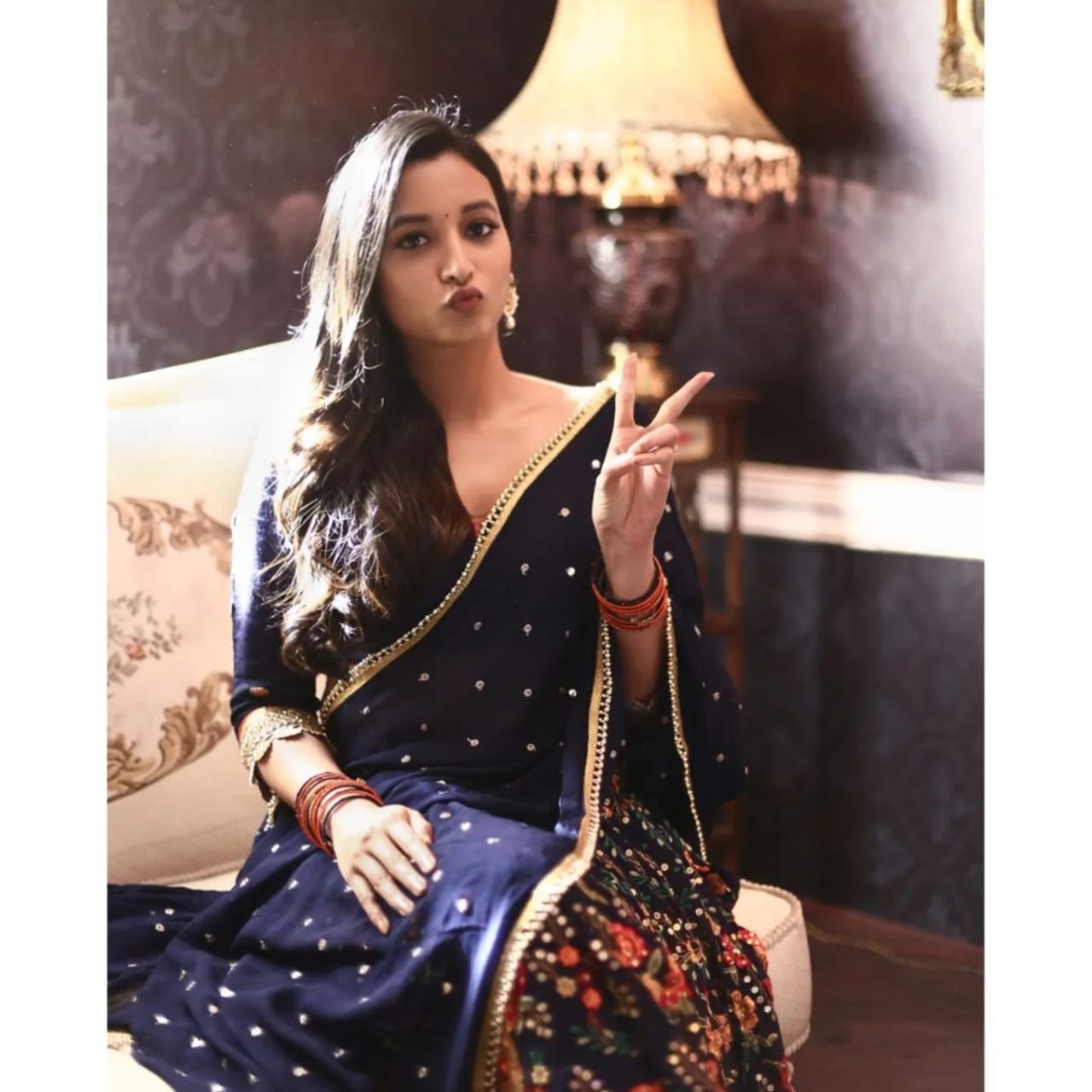 ನಟಿ ಶ್ರೀನಿಧಿ ಶೆಟ್ಟಿ ಅವರು ‘ಕೆಜಿಎಫ್ 2’ ಸಿನಿಮಾ ಮೂಲಕ ಸಾಕಷ್ಟು ಜನಪ್ರಿಯತೆ ಪಡೆದರು. ‘ಕೆಜಿಎಫ್’ ಸರಣಿ ಅವರ ಮೊದಲ ಸಿನಿಮಾ. 2018ರಿಂದ ಇಲ್ಲಿಯವರೆಗೆ ಅವರು ನಟಿಸಿರೋದು ಮೂರು ಸಿನಿಮಾಗಳಲ್ಲಿ ಮಾತ್ರ.