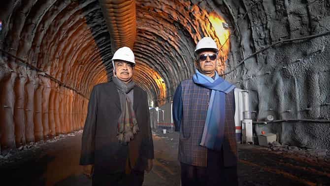 Nitin Gadkari: ಲಡಾಖ್‌ಗೆ ಸಂಪರ್ಕ ಕಲ್ಪಿಸುವ ಏಷ್ಯಾದ ಅತಿ ಉದ್ದದ ಸುರಂಗ ಮಾರ್ಗ ಕಾಮಗಾರಿ ಪರಿಶೀಲಿಸಿದ ನಿತಿನ್ ಗಡ್ಕರಿ