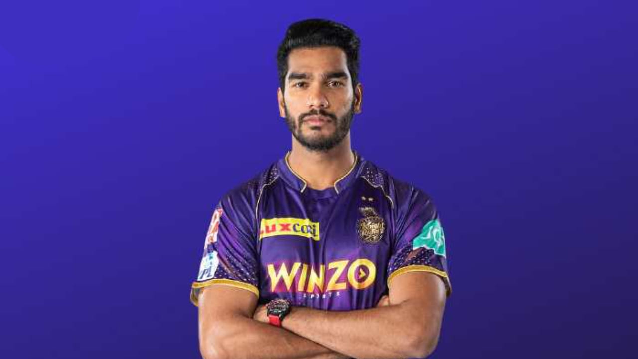 5- ವೆಂಕಟೇಶ್ ಅಯ್ಯರ್: ಕೆಕೆಆರ್ ಪರ ಸ್ಪೋಟಕ ಬ್ಯಾಟಿಂಗ್ ನಡೆಸುತ್ತಿರುವ ವೆಂಕಟೇಶ್ ಅಯ್ಯರ್ 7 ಪಂದ್ಯಗಳಲ್ಲಿ ಸಿಡಿಸಿರುವುದು ಬರೋಬ್ಬರಿ 16 ಸಿಕ್ಸ್​ಗಳು.