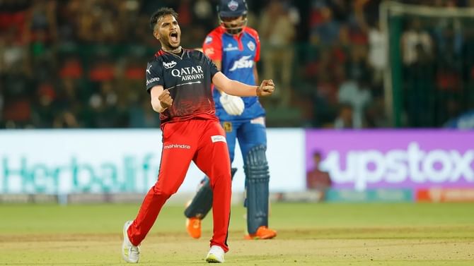 IPL 2023: ಡೆಲ್ಲಿಗೆ ಶಾಕ್ ನೀಡಿ ಮೊದಲ ಪಂದ್ಯದಲ್ಲೇ ದಾಖಲೆ ಬರೆದ ಕನ್ನಡಿಗ ವೈಶಾಕ್ IPL 2023: ಡೆಲ್ಲಿಗೆ ಶಾಕ್ ನೀಡಿ ಮೊದಲ ಪಂದ್ಯದಲ್ಲೇ ದಾಖಲೆ ಬರೆದ ಕನ್ನಡಿಗ ವೈಶಾಕ್