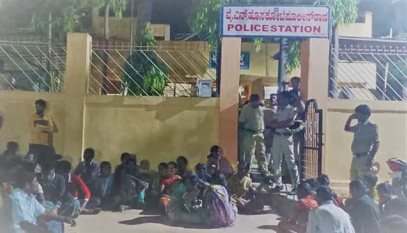 ಚುನಾವಣೆ ಸಮಯ, ಅಧಿಕಾರಿಗಳದ್ದೇ ದರ್ಬಾರು! ಬಿಜೆಪಿಗೇ ಮತ ಹಾಕಿ ಎಂದು ವೈಎನ್ ಹೊಸಕೋಟೆ ಪೊಲೀಸ್ ಅಧಿಕಾರಿ ಯುವಕರಿಗೆ ಧಮ್ಕಿ ಹಾಕಿ ಥಳಿಸಿದರಾ?