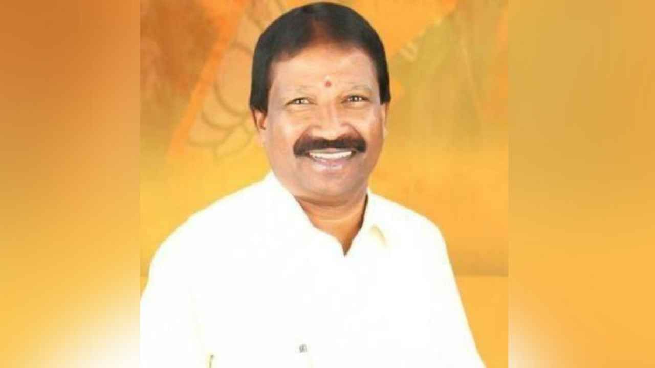 S Angara: ರಾಜಕೀಯ ನಿವೃತ್ತಿ ಹೇಳಿಕೆ ಹಿಂಪಡೆದ ಎಸ್. ಅಂಗಾರ, ಭಾಗೀರಥಿ ಮುರುಳ್ಯ ಪರ ಪ್ರಚಾರ ಮಾಡುವೆ S Angara: ರಾಜಕೀಯ ನಿವೃತ್ತಿ ಹೇಳಿಕೆ ಹಿಂಪಡೆದ ಎಸ್. ಅಂಗಾರ, ಭಾಗೀರಥಿ ಮುರುಳ್ಯ ಪರ ಪ್ರಚಾರ ಮಾಡುವೆ