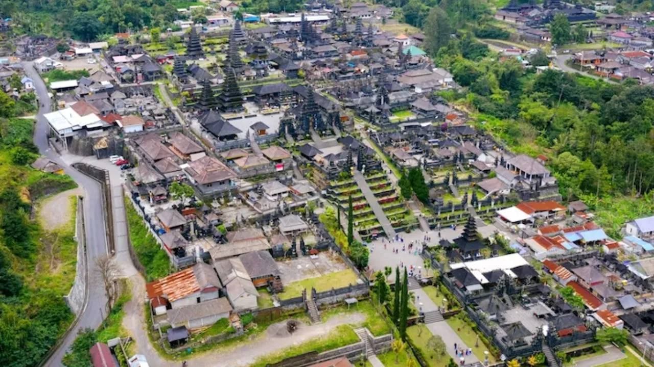 Besakih Temple in Bali Indonesia Bali's Mother Temple torusit hub
