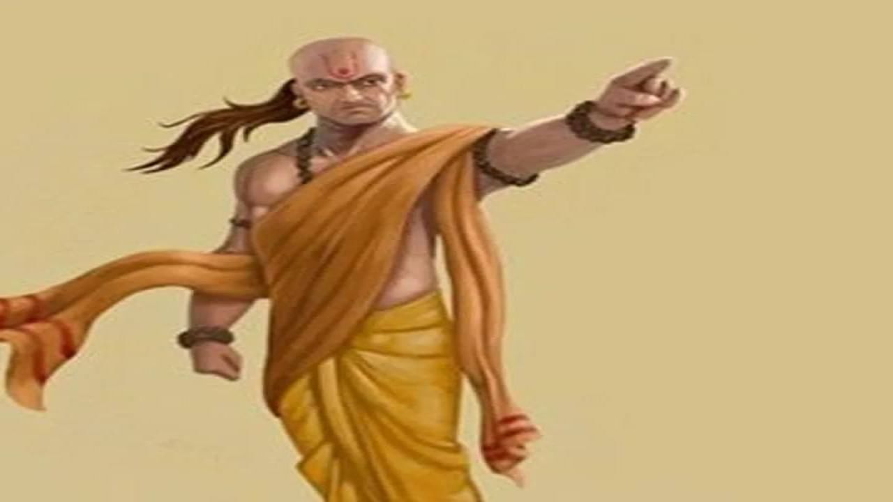 Chanakya niti these type of friends in life will help you how to choose friends