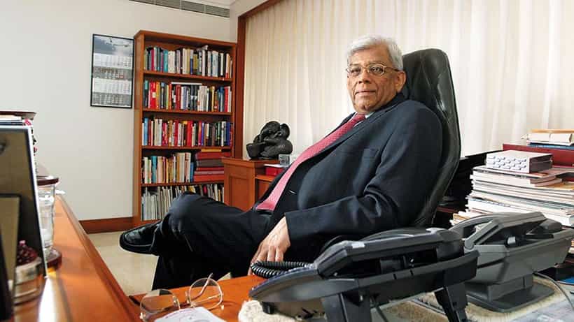 Deepak Parekh: ಷೇರು ಬೇಡ, ಸಂಬಳ ಸಾಕು ಎನ್ನುವ ಮಾಲೀಕ; 5 ಲಕ್ಷ ಕೋಟಿ ಮೌಲ್ಯದ ಕಂಪನಿ ಛೇರ್ಮನ್ನ ಸರಳತೆ ಎಲ್ಲರಿಗೂ ಮಾದರಿ