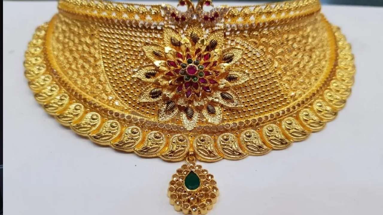 Gold Rates: ದುಬೈ, ಸಿಂಗಾಪುರದಲ್ಲಿ ಚಿನ್ನ ಅಗ್ಗ; ಭಾರತದಲ್ಲಿಯೂ ಬೆಲೆ ಇಳಿಕೆ; ಬೆಳ್ಳಿಯೂ ಚೀಪ್, ನೋಡಿ ವಿವರ