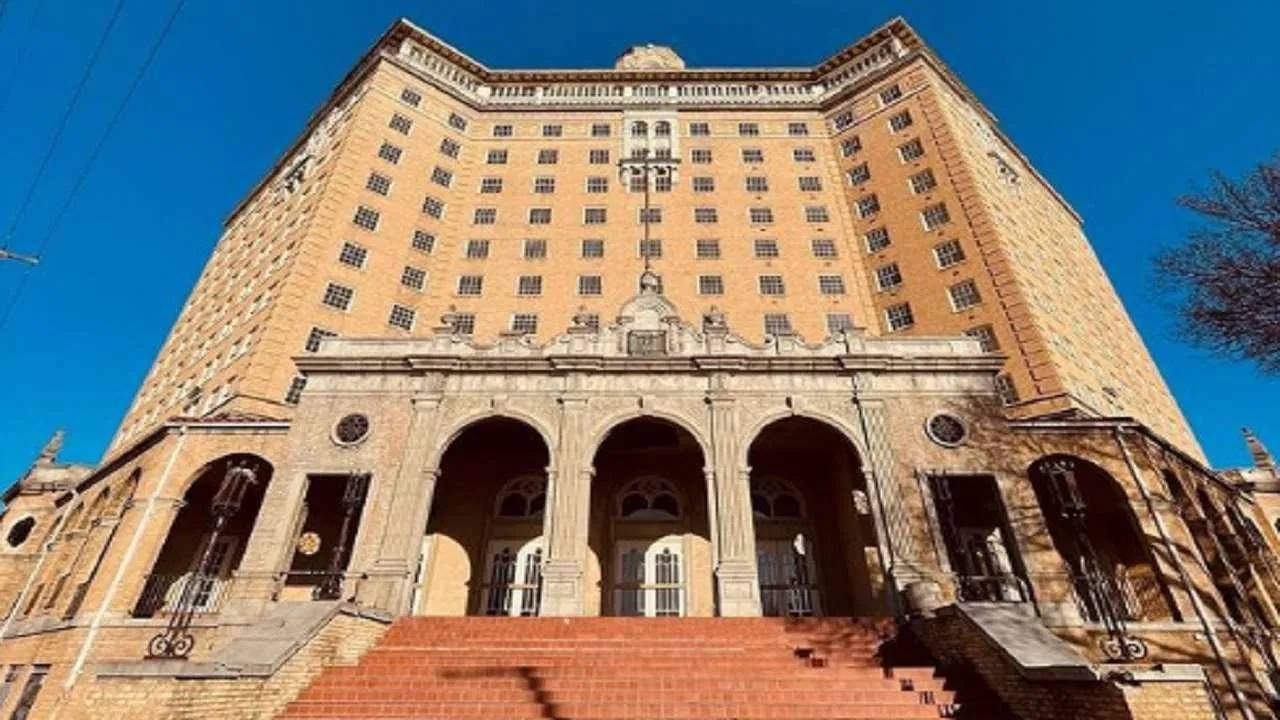 Haunted US Hotel Reports People Getting Scratched And Bitten By Ghosts
