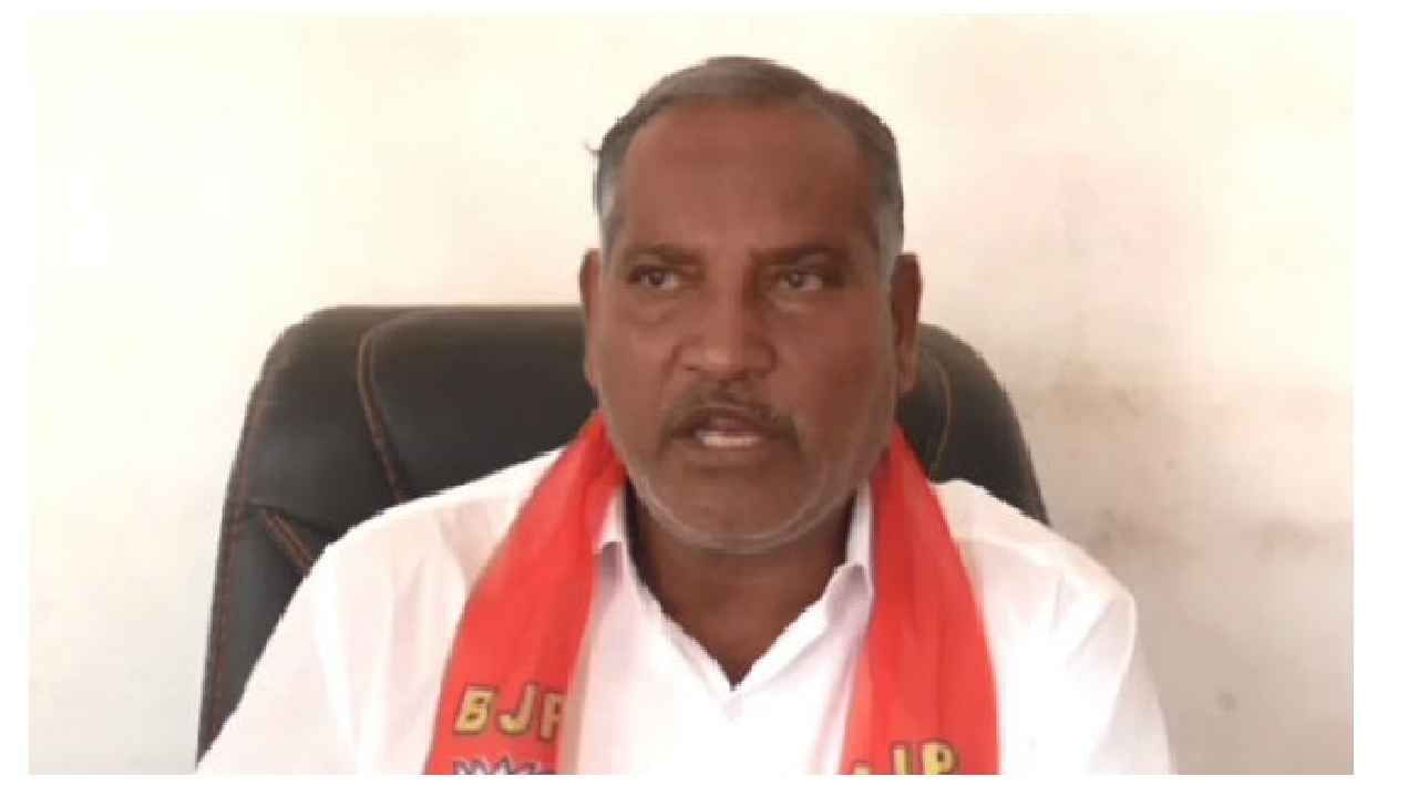 ಸಿಎಂ ವಿರುದ್ಧ ಗಂಭೀರ ಭ್ರಷ್ಟಾಚಾರ ಆರೋಪ ಮಾಡುತ್ತಲ್ಲೇ ಬಿಜೆಪಿಗೆ ರಾಜೀನಾಮೆ ಘೋಷಿಸಿದ ಶಾಸಕ ನೆಹರೂ ಓಲೇಕಾರ್ ಸಿಎಂ ವಿರುದ್ಧ ಗಂಭೀರ ಭ್ರಷ್ಟಾಚಾರ ಆರೋಪ ಮಾಡುತ್ತಲ್ಲೇ ಬಿಜೆಪಿಗೆ ರಾಜೀನಾಮೆ ಘೋಷಿಸಿದ ಶಾಸಕ ನೆಹರೂ ಓಲೇಕಾರ್