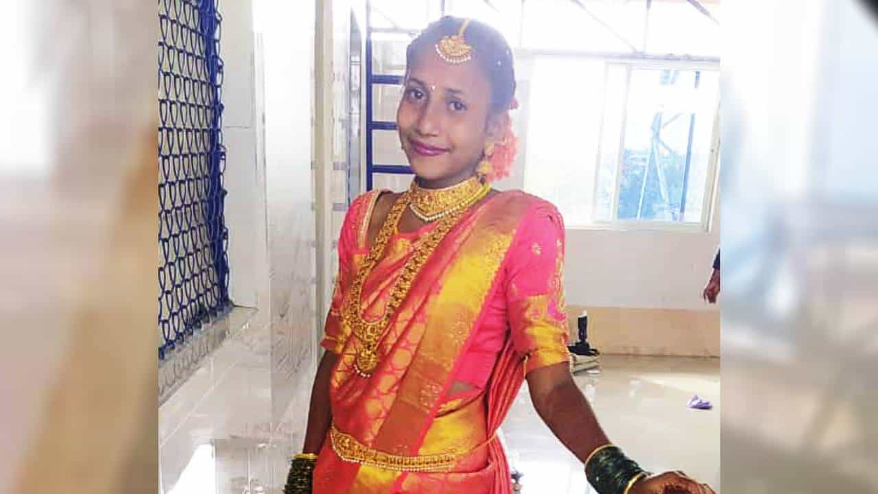 ಶಿವಮೊಗ್ಗ: ಮದುವೆಯಾಗಿ ಎರಡು ವರ್ಷವಾದರೂ ಮಗುವಿಲ್ಲವೆಂಬ ನೋವು; ನವವಿವಾಹಿತೆ ನೇಣಿಗೆ ಶರಣು ಶಿವಮೊಗ್ಗ: ಮದುವೆಯಾಗಿ ಎರಡು ವರ್ಷವಾದರೂ ಮಗುವಿಲ್ಲವೆಂಬ ನೋವು; ನವವಿವಾಹಿತೆ ನೇಣಿಗೆ ಶರಣು