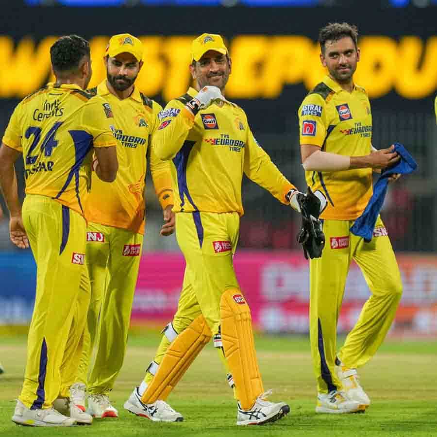 16ನೇ ಆವೃತ್ತಿಯ ಇಂಡಿಯನ್ ಪ್ರೀಮಿಯರ್ ಲೀಗ್ ಟೂರ್ನಿ ಅಂತಿಮ ಘಟ್ಟಕ್ಕೆ ಬಂದು ನಿಂತಿದೆ. ಇನ್ನು ಕೇವಲ ಎರಡು ಪಂದ್ಯಗಳು ಮಾತ್ರ ನಡೆಯಲಿದೆ. ಈಗಾಗಲೇ ಚೆನ್ನೈ ಸೂಪರ್ ಕಿಂಗ್ಸ್ ತಂಡ ಮೊದಲ ಕ್ವಾಲಿಫೈಯರ್ನಲ್ಲಿ ಗೆದ್ದು ಫೈನಲ್ಗೆ ಪ್ರವೇಶ ಪಡೆದಿದೆ.