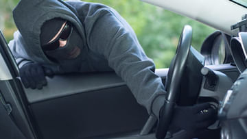 Those 3 graduates stole a car! But after stealing, they found out that they can't even drive! Do you know what he did on top of that?