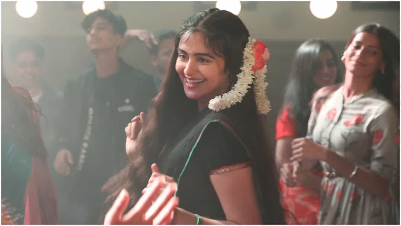 The Kerala Story: ಚುನಾವಣೆ ಕಾವು, ಐಪಿಎಲ್ ಹವಾ ನಡುವೆಯೂ ಅಬ್ಬರಿಸಿದ ‘ದಿ ಕೇರಳ ಸ್ಟೋರಿ’; 3 ದಿನಕ್ಕೆ ಆದ ಕಲೆಕ್ಷನ್ ಎಷ್ಟು? The Kerala Story: ಚುನಾವಣೆ ಕಾವು, ಐಪಿಎಲ್ ಹವಾ ನಡುವೆಯೂ ಅಬ್ಬರಿಸಿದ ‘ದಿ ಕೇರಳ ಸ್ಟೋರಿ’; 3 ದಿನಕ್ಕೆ ಆದ ಕಲೆಕ್ಷನ್ ಎಷ್ಟು?