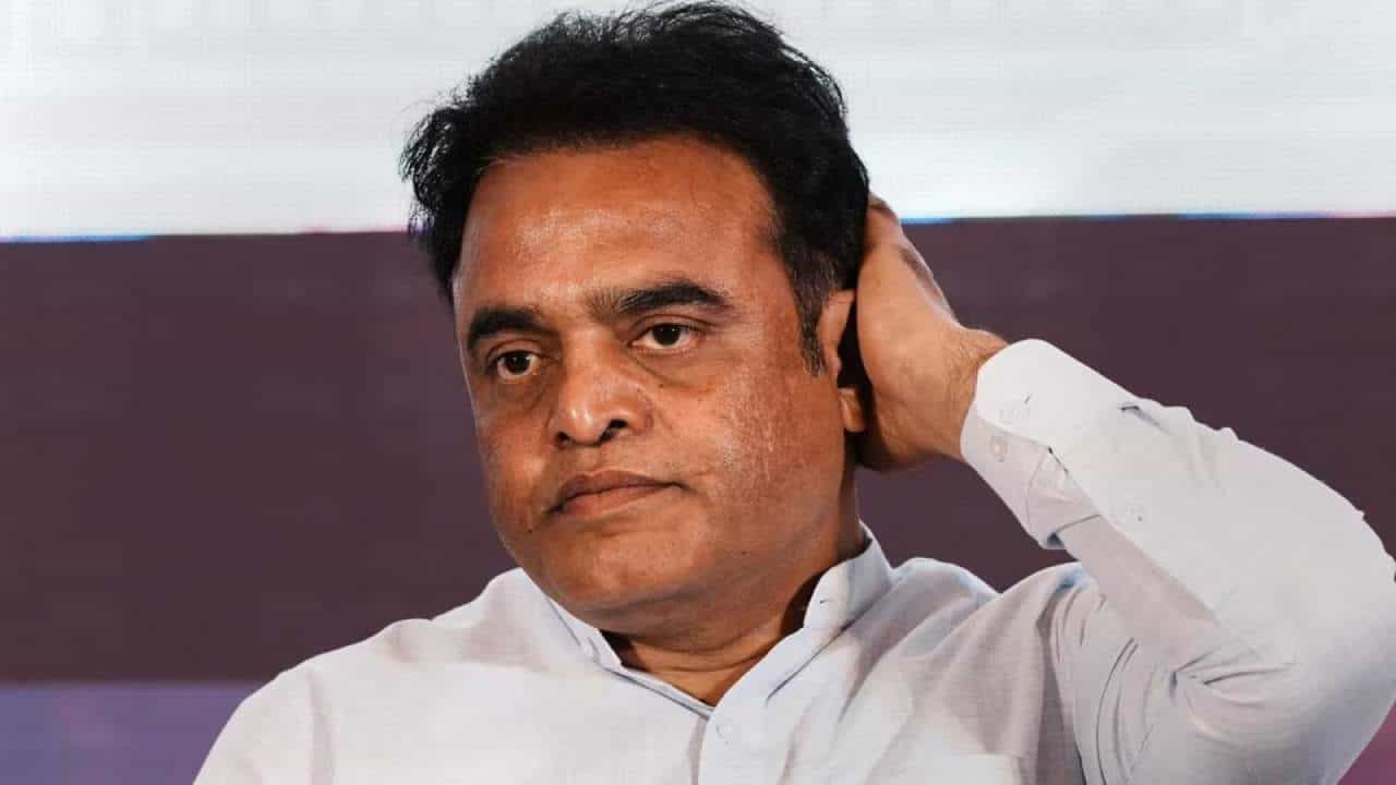 ಸಿದ್ದರಾಮಯ್ಯಗೆ ಜೀವಬೆದರಿಕೆ ಆರೋಪ: FIR ರದ್ದು ಕೋರಿ ಹೈಕೋರ್ಟ್ ಮೊರೆ ಹೋದ ಅಶ್ವತ್ಥ್ ನಾರಾಯಣ ಸಿದ್ದರಾಮಯ್ಯಗೆ ಜೀವಬೆದರಿಕೆ ಆರೋಪ: FIR ರದ್ದು ಕೋರಿ ಹೈಕೋರ್ಟ್ ಮೊರೆ ಹೋದ ಅಶ್ವತ್ಥ್ ನಾರಾಯಣ