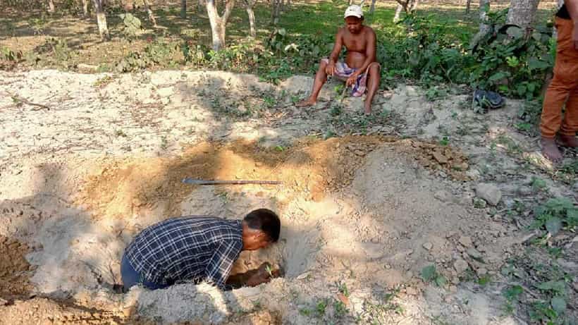 West Bengal: ಆಂಬ್ಯುಲೆನ್ಸ್ಗೆ ಕೊಡಲು ಹಣವಿಲ್ಲದೆ ಮಗನ ಶವವನ್ನು ಚೀಲದೊಳಗೆ ಹೊತ್ತು 200 ಕಿ.ಮೀ ಪ್ರಯಾಣಿಸಿದ ವ್ಯಕ್ತಿ