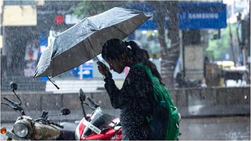 Bangalore Rains: ಬೆಂಗಳೂರು ನಗರದ ಹಲವೆಡೆ ಧಾರಾಕಾರ ಮಳೆ, ಅಂಡರ್ಪಾಸ್ಗಳಲ್ಲಿ ಸಂಚರಿಸಬೇಡಿ; ಸಂಚಾರ ಪೊಲೀಸರ ಮನವಿ