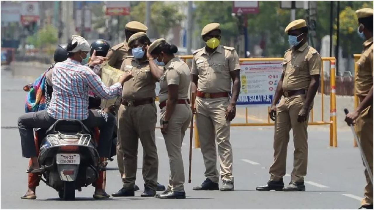 ಬೆಂಗಳೂರಿನಲ್ಲಿ ಮೋದಿ ರೋಡ್ ಶೋ; ಪ್ರಧಾನಿ ಭದ್ರತೆಗೆ 8 ಸಾವಿರಕ್ಕೂ ಹೆಚ್ಚು ಪೊಲೀಸರು ಬೆಂಗಳೂರಿನಲ್ಲಿ ಮೋದಿ ರೋಡ್ ಶೋ; ಪ್ರಧಾನಿ ಭದ್ರತೆಗೆ 8 ಸಾವಿರಕ್ಕೂ ಹೆಚ್ಚು ಪೊಲೀಸರು