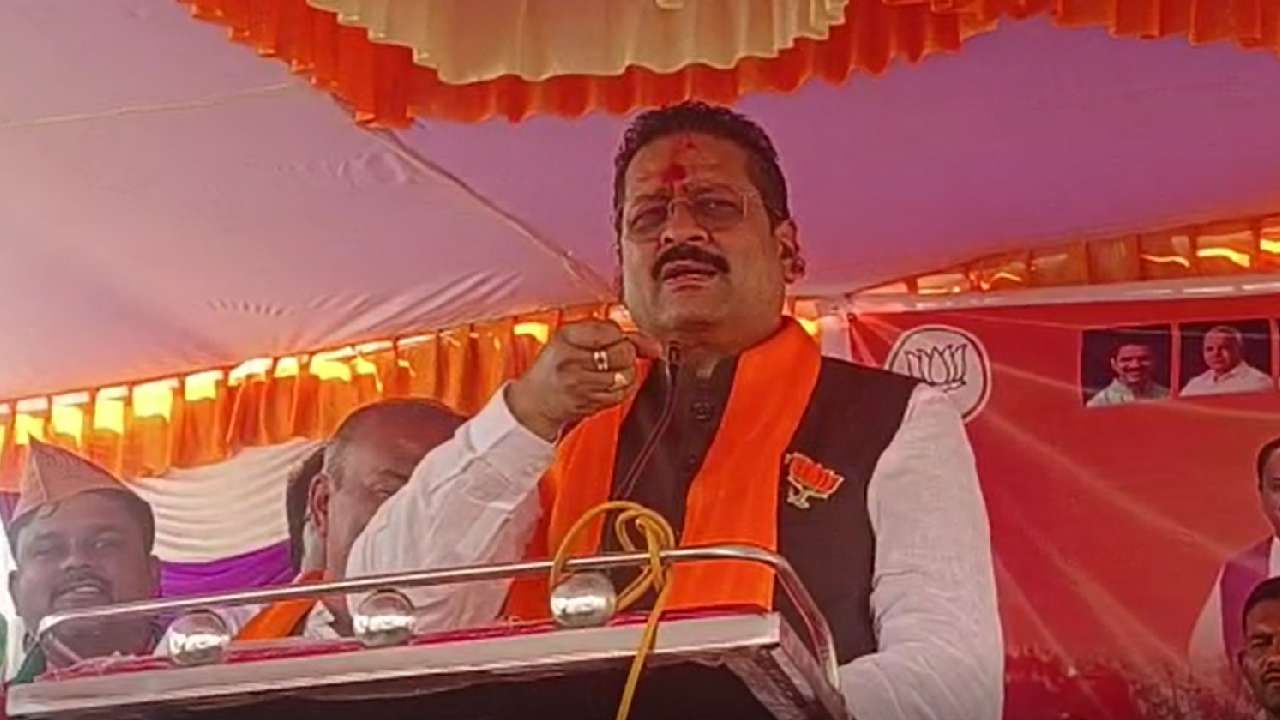 ಕರ್ನಾಟಕದಲ್ಲಿ ಬಿಜೆಪಿ ಅಧಿಕಾರಕ್ಕೆ ಬಂದರೆ ಯೋಗಿ ಮಾದರಿ ಜಾರಿಗೆ, ಹಿಂದೂಗಳ ಬಗ್ಗೆ ಮಾತಾಡಿದರೆ ಎನ್ಕೌಂಟರ್: ಯತ್ನಾಳ್ ಕರ್ನಾಟಕದಲ್ಲಿ ಬಿಜೆಪಿ ಅಧಿಕಾರಕ್ಕೆ ಬಂದರೆ ಯೋಗಿ ಮಾದರಿ ಜಾರಿಗೆ, ಹಿಂದೂಗಳ ಬಗ್ಗೆ ಮಾತಾಡಿದರೆ ಎನ್ಕೌಂಟರ್: ಯತ್ನಾಳ್