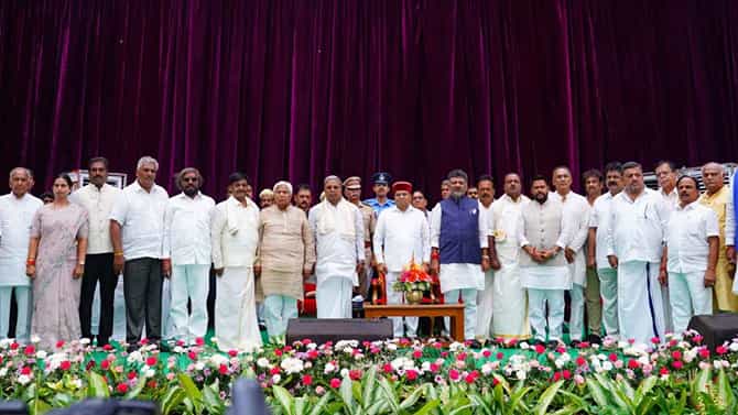 ವಿಧಾನಸಭೆ ಚುನಾವಣೆ ಗೆಲುವಿನ ಬಳಿಕ ಕಾಂಗ್ರೆಸ್ ಮತ್ತಷ್ಟು ಆ್ಯಕ್ಟೀವ್: ದೆಹಲಿಗೆ ಬರುವಂತೆ ನೂತನ ಸಚಿವರಿಗೆ ಹೈಕಮಾಂಡ್ ಬುಲಾವ್