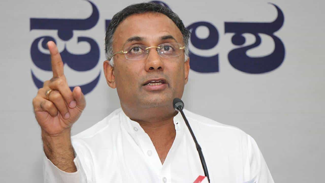 Dinesh Gundu Rao Profile: ವೀರರ ನಾಡು ಕೊಡಗಿನ ರಣಧೀರ ದಿನೇಶ್ ಗುಂಡೂರಾವ್ ವ್ಯಕ್ತಿಚಿತ್ರ Dinesh Gundu Rao Profile: ವೀರರ ನಾಡು ಕೊಡಗಿನ ರಣಧೀರ ದಿನೇಶ್ ಗುಂಡೂರಾವ್ ವ್ಯಕ್ತಿಚಿತ್ರ