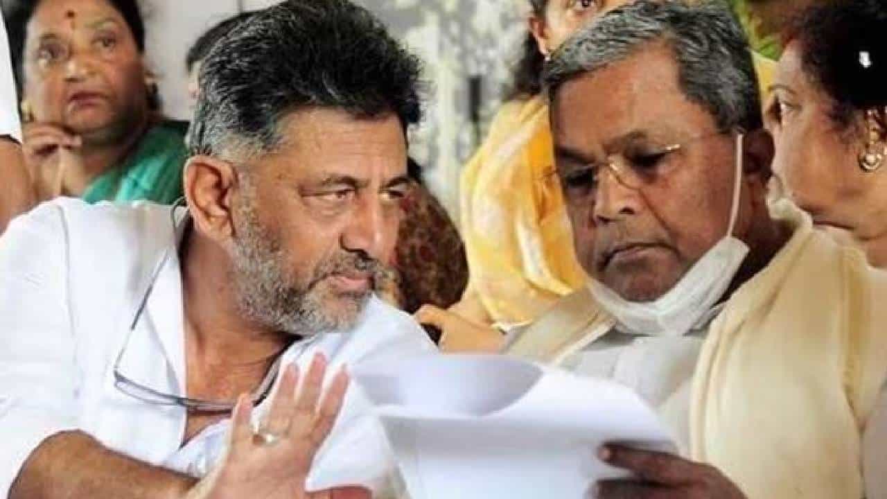 ಸಿದ್ದರಾಮಯ್ಯ ಸರ್ಕಾರ 2.O: ಮೇ. 27 ರಂದು ರಾಜಭವನದಲ್ಲಿ ನೂತನ ಸಚಿವರ ಪ್ರಮಾಣವಚನ ಸಿದ್ದರಾಮಯ್ಯ ಸರ್ಕಾರ 2.O: ಮೇ. 27 ರಂದು ರಾಜಭವನದಲ್ಲಿ ನೂತನ ಸಚಿವರ ಪ್ರಮಾಣವಚನ