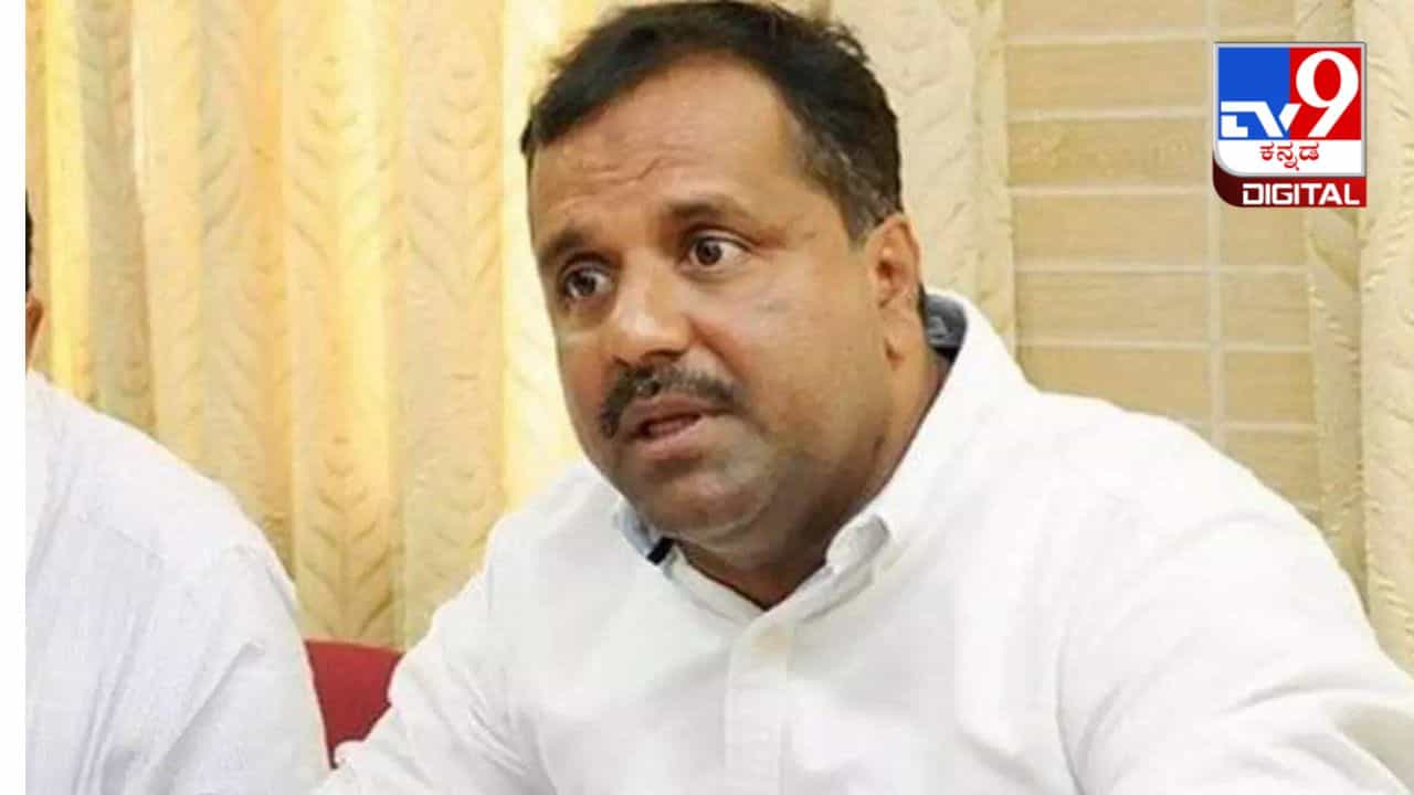 Ullal Election 2023 Winner: ಉಳ್ಳಾಲದಲ್ಲಿ ಯು.ಟಿ ಖಾದರ್ ಗೆಲುವು, ಬಿಜೆಪಿ, ಜೆಡಿಎಸ್ ಅಭ್ಯರ್ಥಿಗಳಿಗೆ ಭಾರಿ ಮುಖಭಂಗ Ullal Election 2023 Winner: ಉಳ್ಳಾಲದಲ್ಲಿ ಯು.ಟಿ ಖಾದರ್ ಗೆಲುವು, ಬಿಜೆಪಿ, ಜೆಡಿಎಸ್ ಅಭ್ಯರ್ಥಿಗಳಿಗೆ ಭಾರಿ ಮುಖಭಂಗ