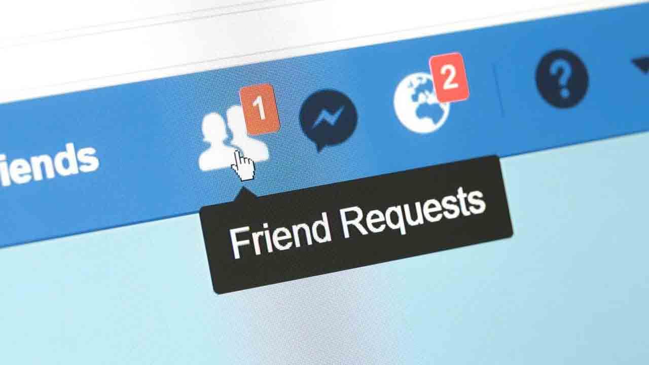 Facebook: ಫೇಸ್ಬುಕ್ನಲ್ಲಿ ಅಟೊಮೆಟಿಕ್ ಆಗಿ ಸೆಂಡ್ ಆಗುತ್ತಿದೆ ಫ್ರೆಂಡ್ ರಿಕ್ವೆಸ್ಟ್: ಬಳಕೆದಾರರಿಂದ ದೂರು Facebook: ಫೇಸ್ಬುಕ್ನಲ್ಲಿ ಅಟೊಮೆಟಿಕ್ ಆಗಿ ಸೆಂಡ್ ಆಗುತ್ತಿದೆ ಫ್ರೆಂಡ್ ರಿಕ್ವೆಸ್ಟ್: ಬಳಕೆದಾರರಿಂದ ದೂರು
