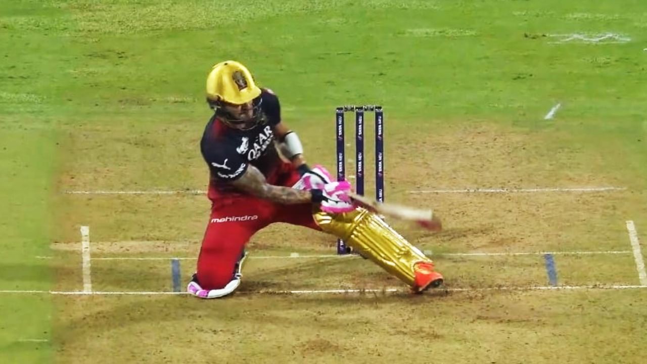 ಆಕಾಶ್ ಮಧ್ವಾಳ್ ಎಸೆದ 10ನೇ ಓವರ್​ನ 3ನೇ ಎಸೆತವು ನೋ ಬಾಲ್ ಆಗಿತ್ತು. ಹೀಗೆ ಸಿಕ್ಕ ಫ್ರೀ ಹಿಟ್​ಗೆ ಡುಪ್ಲೆಸಿಸ್ ಸ್ಕೂಪ್ ಶಾಟ್ ಸಿಕ್ಸ್ ಬಾರಿಸಿದರು. 
