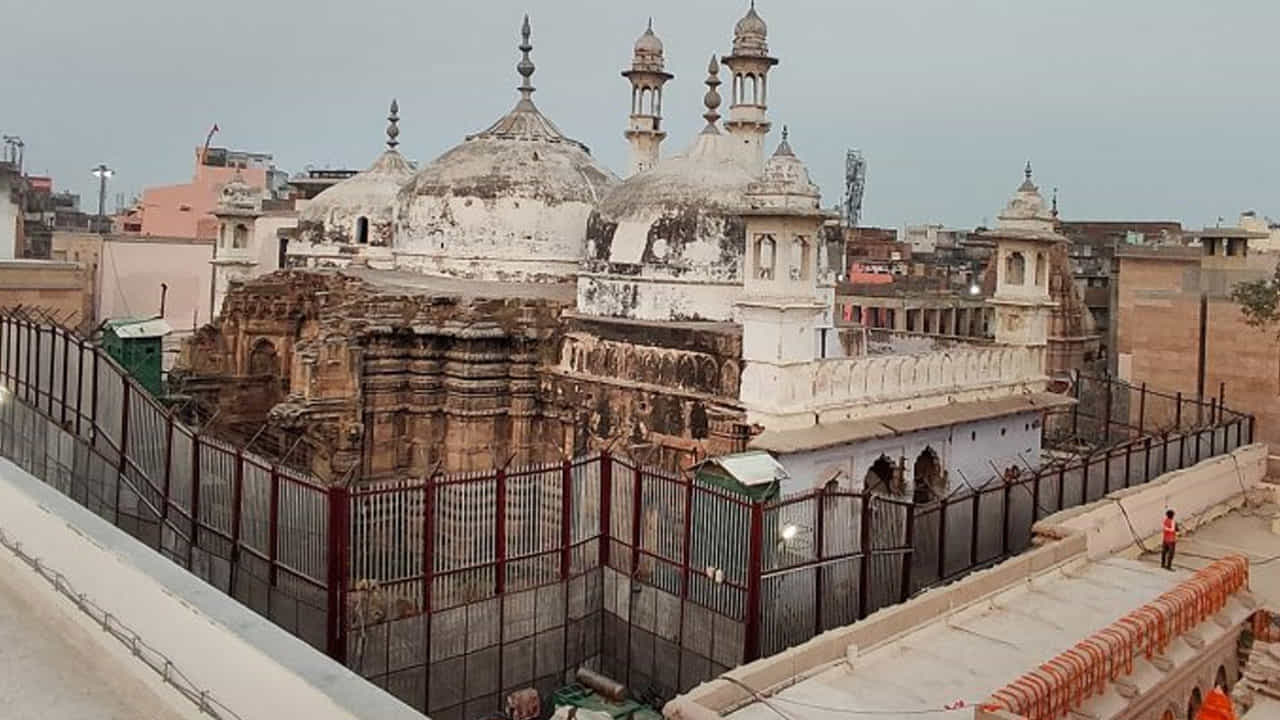 Gyanvapi Mosque: ಜ್ಞಾನವಾಪಿ ಮಸೀದಿಯೊಳಗಿರುವ ಶಿವಲಿಂಗದ ವೈಜ್ಞಾನಿಕ ಸಮೀಕ್ಷೆಗೆ ಹೈಕೋರ್ಟ್ ಆದೇಶ