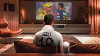 IPL 2023 Final CSK vs GT: ಫೈನಲ್ ಪಂದ್ಯ ಮುಂದೂಡಿಕೆ: ರೈಲ್ವೇ ಸ್ಟೇಷನ್​ನಲ್ಲೇ ಮಲಗಿದ CSK ಫ್ಯಾನ್ಸ್​