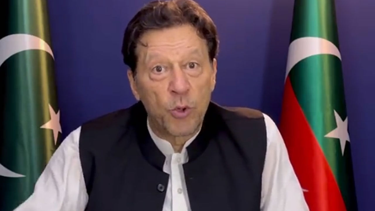 Imran Khan: ಪಾಕ್ ಮಾಜಿ ಪ್ರಧಾನಿ ಇಮ್ರಾನ್ ಖಾನ್ ಜಾಮೀನು ಅರ್ಜಿಯ ತೀರ್ಪು ಕಾಯ್ದಿರಿಸಿದ ಲಾಹೋರ್ ಹೈಕೋರ್ಟ್ Imran Khan: ಪಾಕ್ ಮಾಜಿ ಪ್ರಧಾನಿ ಇಮ್ರಾನ್ ಖಾನ್ ಜಾಮೀನು ಅರ್ಜಿಯ ತೀರ್ಪು ಕಾಯ್ದಿರಿಸಿದ ಲಾಹೋರ್ ಹೈಕೋರ್ಟ್