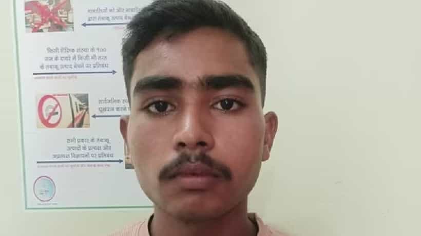 ಉತ್ತರ ಪ್ರದೇಶ ಸಂಸ್ಕೃತ ಬೋರ್ಡ್ ಪರೀಕ್ಷೆಗಳಲ್ಲಿ ಟಾಪ್ ರ್ಯಾಂಕ್ ಪಡೆದ ಇರ್ಫಾನ್, ಆದಿತ್ಯ