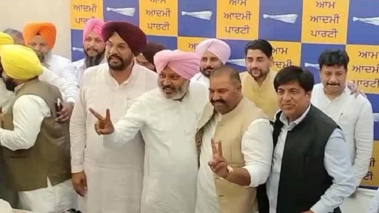 Jalandhar Bypoll Result: ಆಮ್ ಆದ್ಮಿ ಪಕ್ಷದ ಸುಶೀಲ್ ರಿಂಕುವಿಗೆ ಐತಿಹಾಸಿಕ ಗೆಲುವು Jalandhar Bypoll Result: ಆಮ್ ಆದ್ಮಿ ಪಕ್ಷದ ಸುಶೀಲ್ ರಿಂಕುವಿಗೆ ಐತಿಹಾಸಿಕ ಗೆಲುವು