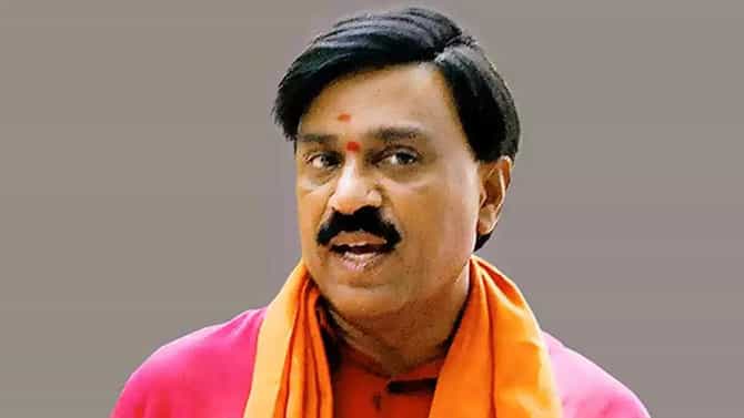 ಜನಾರ್ದನ ರೆಡ್ಡಿಗೆ ಬಿಗ್ ಶಾಕ್: ಉಲ್ಟಾ ಹೊಡೆದ ಬಿಜೆಪಿ ಸದಸ್ಯೆ, ಆಪರೇಷನ್ ಪುಟ್ಬಾಲ್ ಫೇಲ್