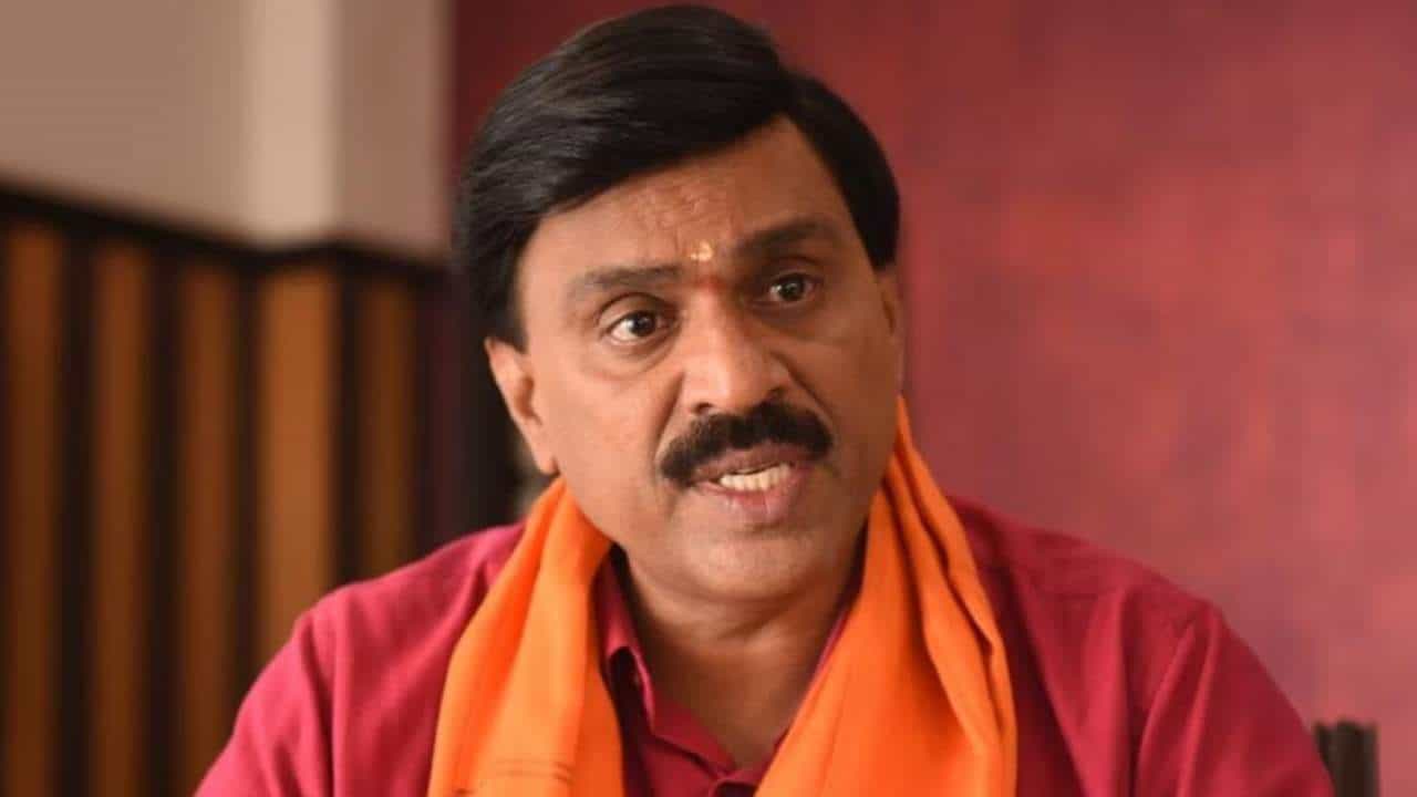 ರಾಜ್ಯದಲ್ಲಿ ಯಾವುದೇ ಪಕ್ಷಕ್ಕೆ ಬಹುಮತ ಬರುವುದಿಲ್ಲ: ಭವಿಷ್ಯ ನುಡಿದ KRPP ಅಧ್ಯಕ್ಷ ಜನಾರ್ದನ ರೆಡ್ಡಿ ರಾಜ್ಯದಲ್ಲಿ ಯಾವುದೇ ಪಕ್ಷಕ್ಕೆ ಬಹುಮತ ಬರುವುದಿಲ್ಲ: ಭವಿಷ್ಯ ನುಡಿದ KRPP ಅಧ್ಯಕ್ಷ ಜನಾರ್ದನ ರೆಡ್ಡಿ
