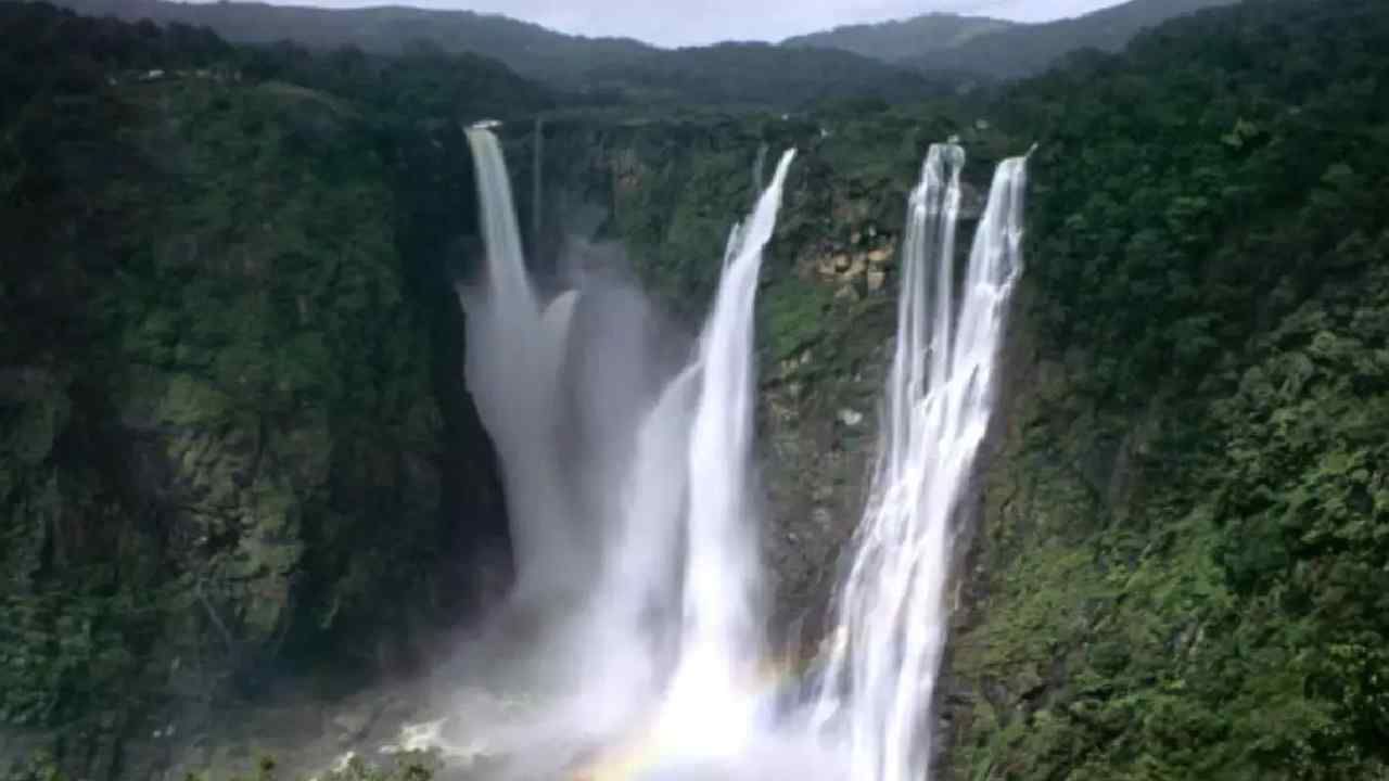 Shimoga tourist spots Restriction in Jog Falls Kuppalli Thyavarekoppa Zoo and Safari view of polling process