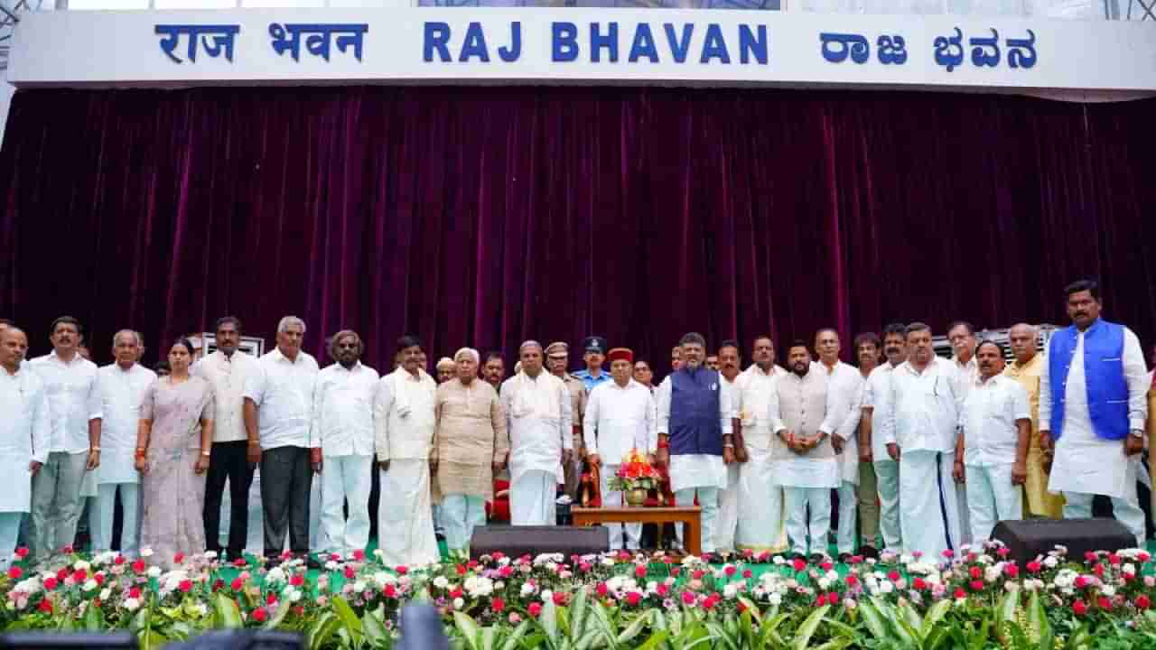 ಸಚಿವರು ಪ್ರಮಾಣ ವಚನ ಸ್ವೀಕರಿಸಿದ್ದಾಯ್ತು, ಖಾತೆ ಹಂಚಿಕೆ ಕಸರತ್ತು ಶುರು: ಸೀನಿಯರ್ಸ್​ಗೆ ಪ್ರಬಲ ಖಾತೆ ಭಾಗ್ಯ!