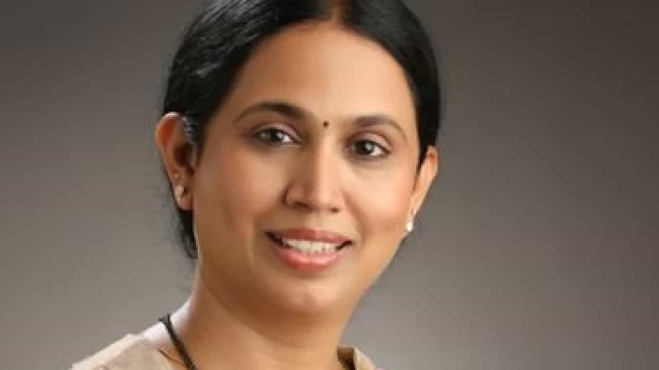Belagavi Rural Election 2023 Winner: ಗೆಲುವಿನ ನಗೆ ಬೀರಿದ ಲಕ್ಷ್ಮಿ ಹೆಬ್ಬಾಳ್ಕರ್ Belagavi Rural Election 2023 Winner: ಗೆಲುವಿನ ನಗೆ ಬೀರಿದ ಲಕ್ಷ್ಮಿ ಹೆಬ್ಬಾಳ್ಕರ್