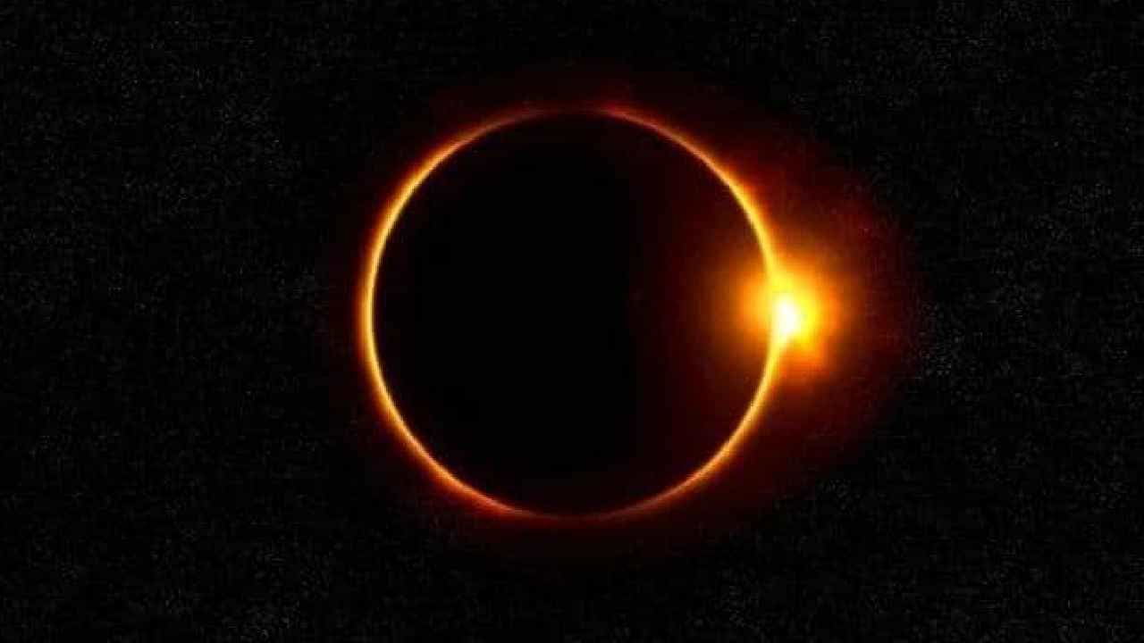 Lunar Eclipse 2023: ಕೇತುಗ್ರಸ್ತ ಚಂದ್ರಗ್ರಹಣ: ಯಾವ ರಾಶಿಗೆ ಶುಭ? ಯಾವುದಕ್ಕೆ ಅಶುಭ? ಪರಿಹಾರಕ್ಕೆ ಏನು ಮಾಡಬೇಕು? Lunar Eclipse 2023: ಕೇತುಗ್ರಸ್ತ ಚಂದ್ರಗ್ರಹಣ: ಯಾವ ರಾಶಿಗೆ ಶುಭ? ಯಾವುದಕ್ಕೆ ಅಶುಭ? ಪರಿಹಾರಕ್ಕೆ ಏನು ಮಾಡಬೇಕು?