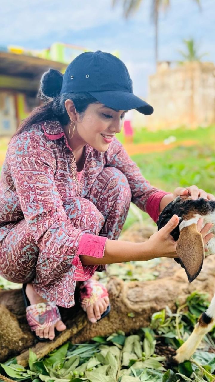 Megha shetty (1)