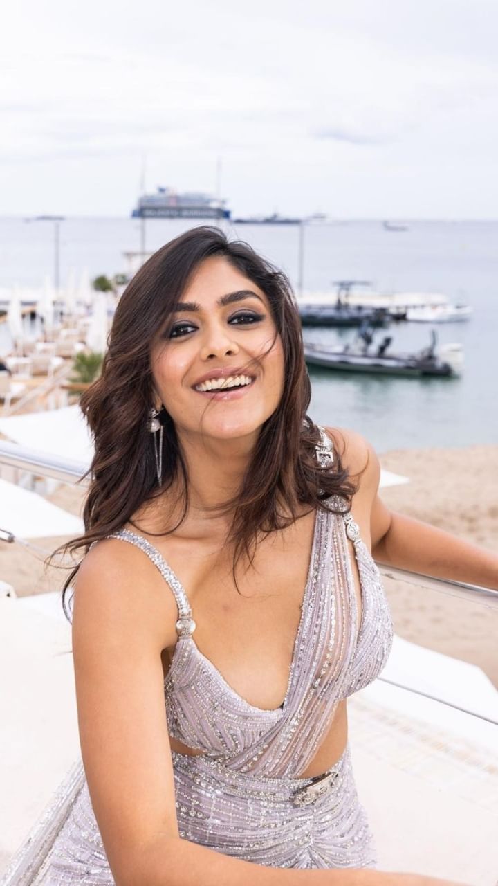 Mrunal (1)