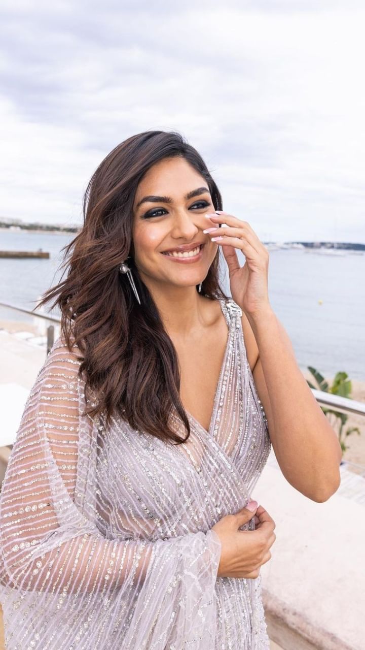 Mrunal (3)
