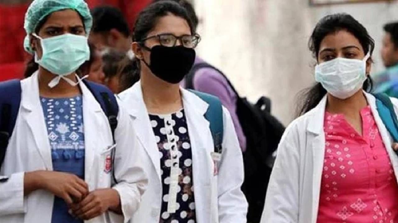 NEET UG 2023: ಇಂದು ನೀಟ್ ಯುಜಿ 2023 ಪರೀಕ್ಷೆ; ಸಮಯ, ಪರೀಕ್ಷೆಯ ಮಾದರಿ, ಡ್ರೆಸ್ ಕೋಡ್ ಇತರ ಪ್ರಮುಖ ಸೂಚನೆಗಳನ್ನು ಪರಿಶೀಲಿಸಿ NEET UG 2023: ಇಂದು ನೀಟ್ ಯುಜಿ 2023 ಪರೀಕ್ಷೆ; ಸಮಯ, ಪರೀಕ್ಷೆಯ ಮಾದರಿ, ಡ್ರೆಸ್ ಕೋಡ್ ಇತರ ಪ್ರಮುಖ ಸೂಚನೆಗಳನ್ನು ಪರಿಶೀಲಿಸಿ
