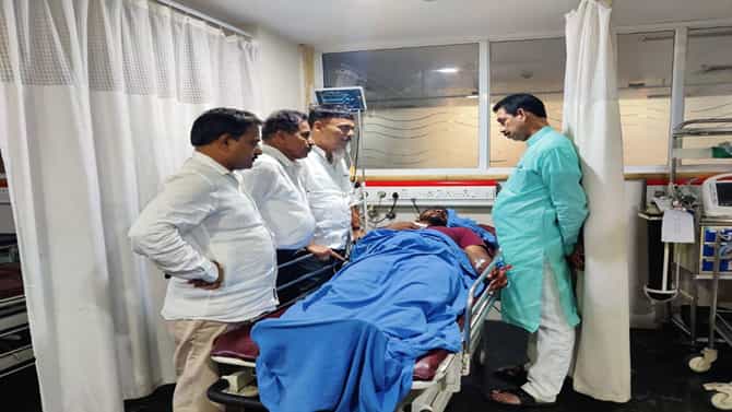 ಮಾಣಿಯಲ್ಲಿ ಬಿಜೆಪಿ ಕಾರ್ಯಕರ್ತರ ಮೇಲೆ ಹಲ್ಲೆ; ಗಾಯಾಳುಗಳ ಆರೋಗ್ಯ ವಿಚಾರಿಸಿದ ನಳಿನ್ ಕುಮಾರ್ ಕಟೀಲ್