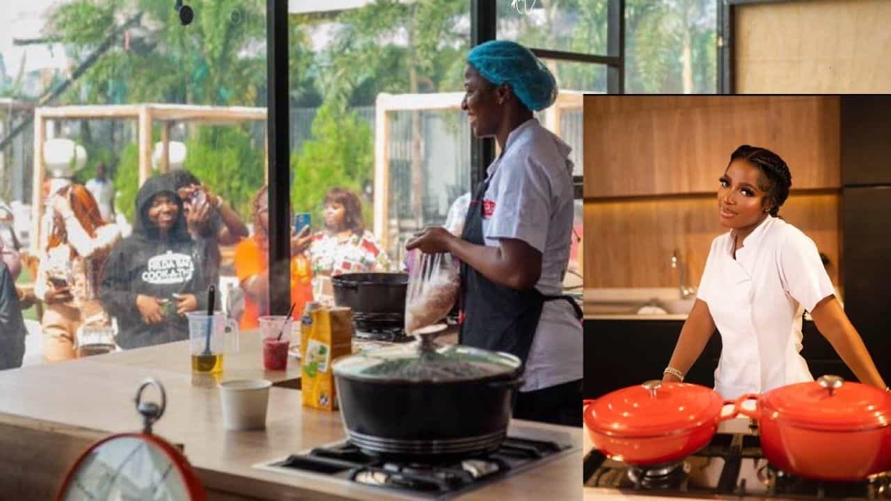Nigerian Cooking: ನಿರಂತರ ಬ್ರೇಕ್ಲೆಸ್ ಅಡುಗೆ: ಸೌಟು ತಿರುವುತ್ತಲೇ ಗಿನ್ನಿಸ್ ದಾಖಲೆ ನಿರ್ಮಿಸಿದ ಮಹಿಳೆ! ನಾಲ್ಕು ದಿನಗಳ ಕಾಲ ತಡೆ ಇಲ್ಲದೆಯೇ ಅಡುಗೆ ಮಾಡಿದಳು Nigerian Cooking: ನಿರಂತರ ಬ್ರೇಕ್ಲೆಸ್ ಅಡುಗೆ: ಸೌಟು ತಿರುವುತ್ತಲೇ ಗಿನ್ನಿಸ್ ದಾಖಲೆ ನಿರ್ಮಿಸಿದ ಮಹಿಳೆ! ನಾಲ್ಕು ದಿನಗಳ ಕಾಲ ತಡೆ ಇಲ್ಲದೆಯೇ ಅಡುಗೆ ಮಾಡಿದಳು