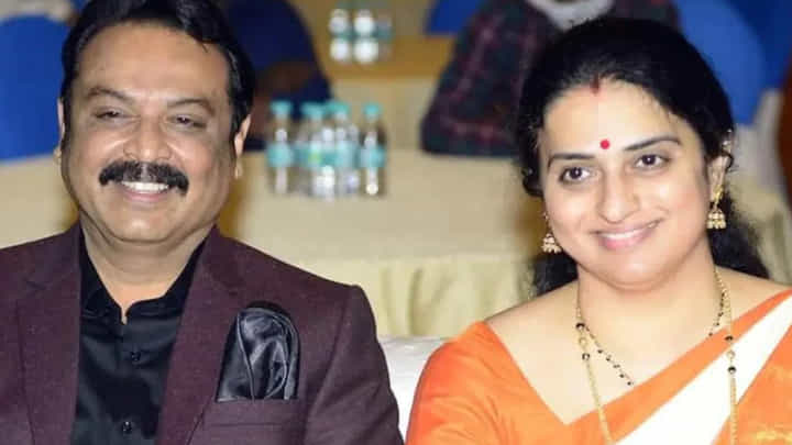 ‘ನಮ್ಮ ಹೃದಯಗಳ ಮಧ್ಯೆ ಮದುವೆ ಆಗಿದೆ, ನಾವು ಖುಷಿಯಿಂದ ಇದ್ದೇವೆ’: ನರೇಶ್ ನೇರ ಮಾತು ‘ನಮ್ಮ ಹೃದಯಗಳ ಮಧ್ಯೆ ಮದುವೆ ಆಗಿದೆ, ನಾವು ಖುಷಿಯಿಂದ ಇದ್ದೇವೆ’: ನರೇಶ್ ನೇರ ಮಾತು